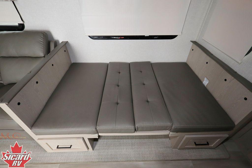 2023 FOREST RIVER FLAGSTAFF SUPER LITE 26FKBS