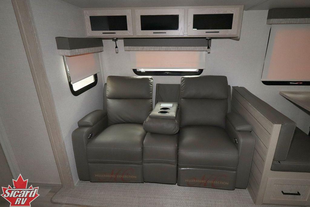 2023 FOREST RIVER FLAGSTAFF SUPER LITE 26FKBS