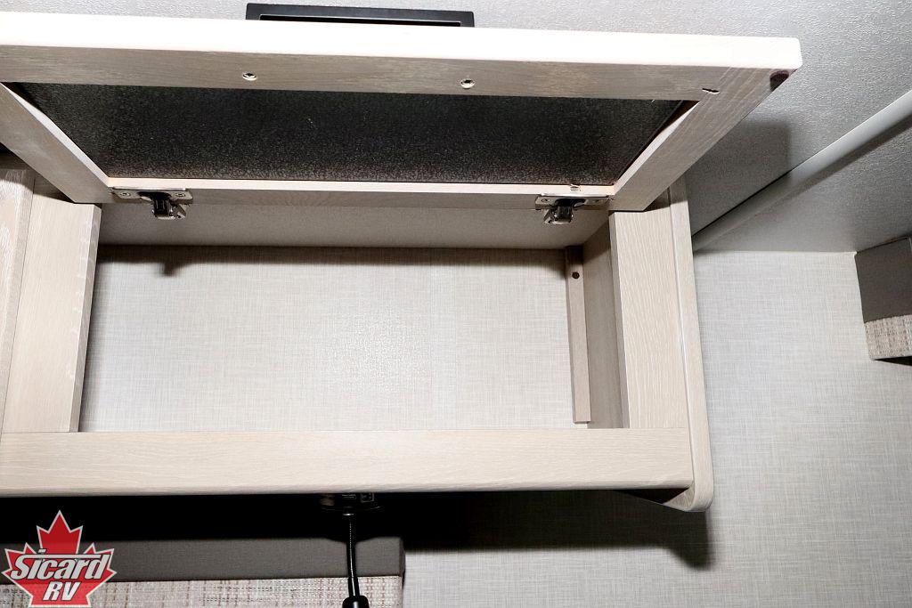 2023 FOREST RIVER FLAGSTAFF SUPER LITE 26FKBS