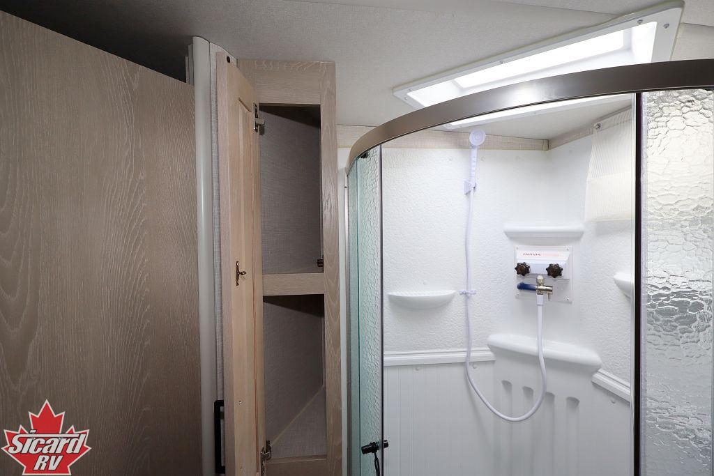 2023 FOREST RIVER FLAGSTAFF SUPER LITE 26FKBS