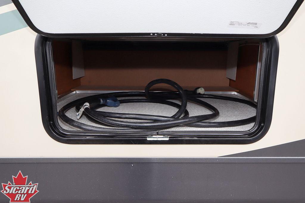 2023 FOREST RIVER FLAGSTAFF SUPER LITE 26FKBS