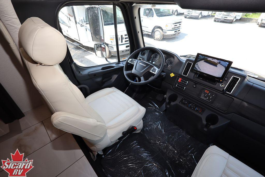 2027 JAYCO SENECA PRESTIGE 37K