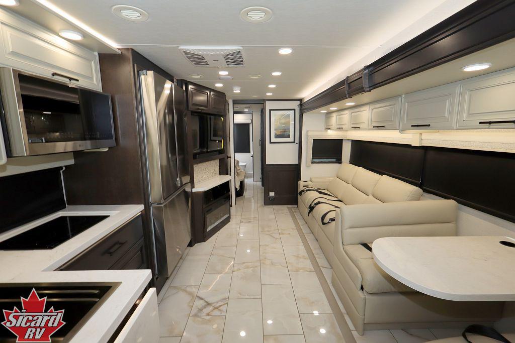2027 JAYCO SENECA PRESTIGE 37K