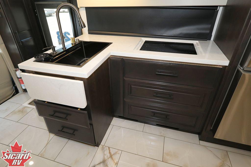 2027 JAYCO SENECA PRESTIGE 37K