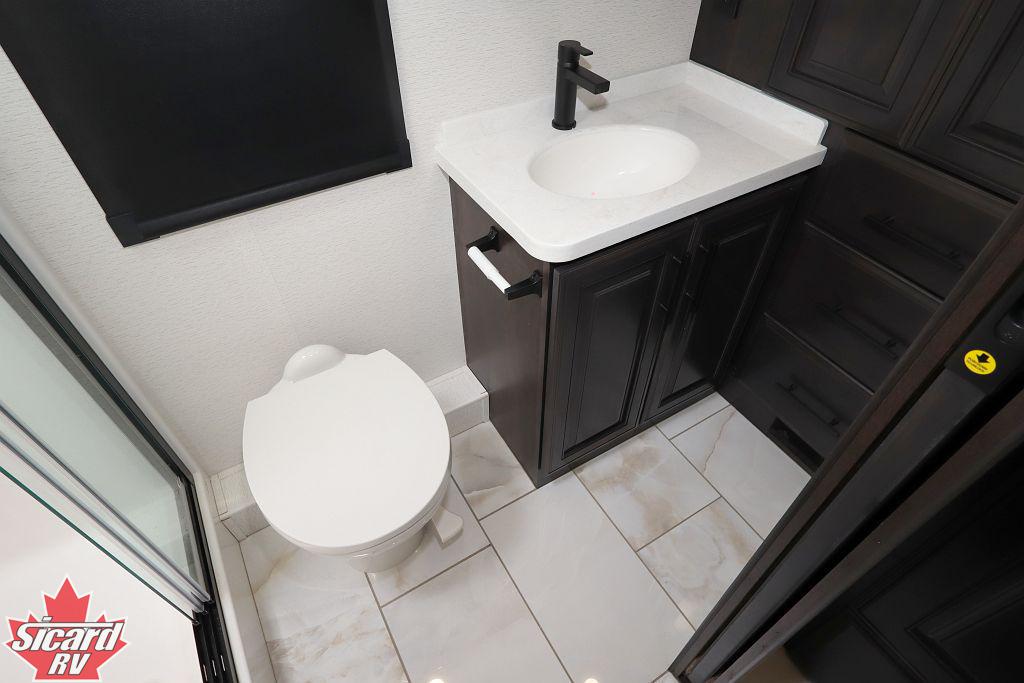 2027 JAYCO SENECA PRESTIGE 37K