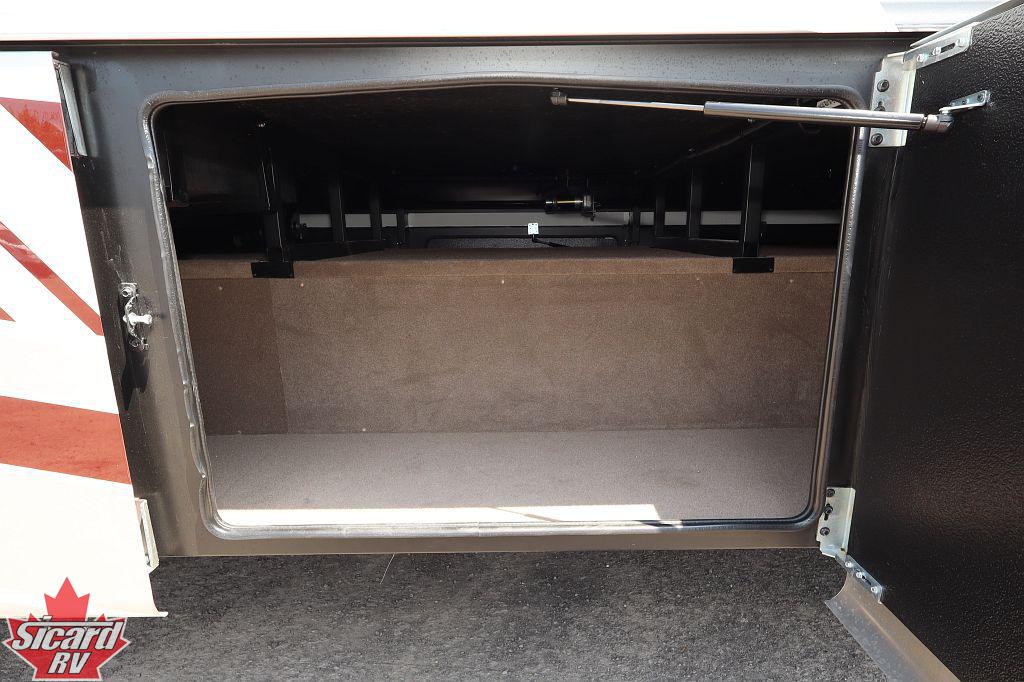 2027 JAYCO SENECA PRESTIGE 37K