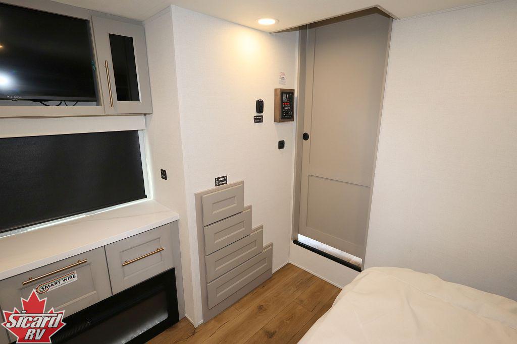 2026 ALLIANCE BENCHMARK 44LFT