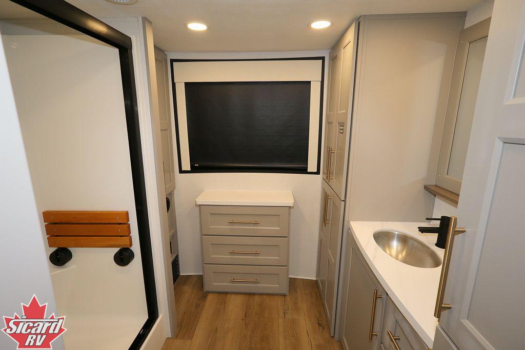 2026 ALLIANCE BENCHMARK 44LFT