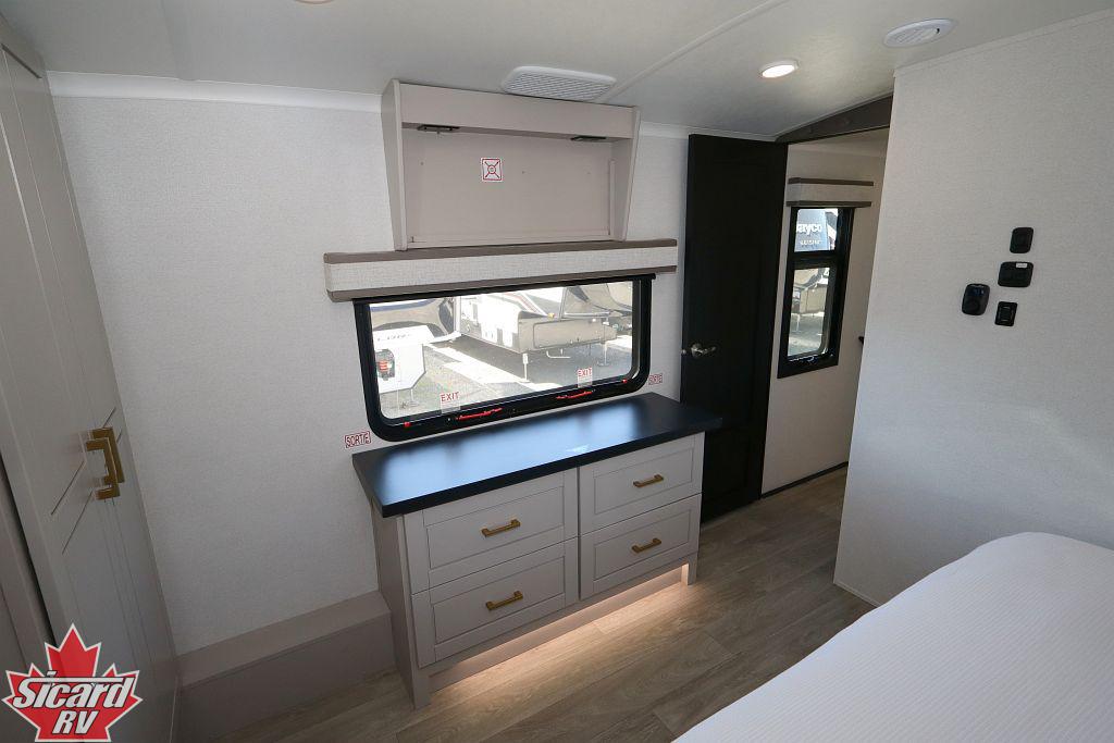 2027 JAYCO NORTH POINT 381CKRE