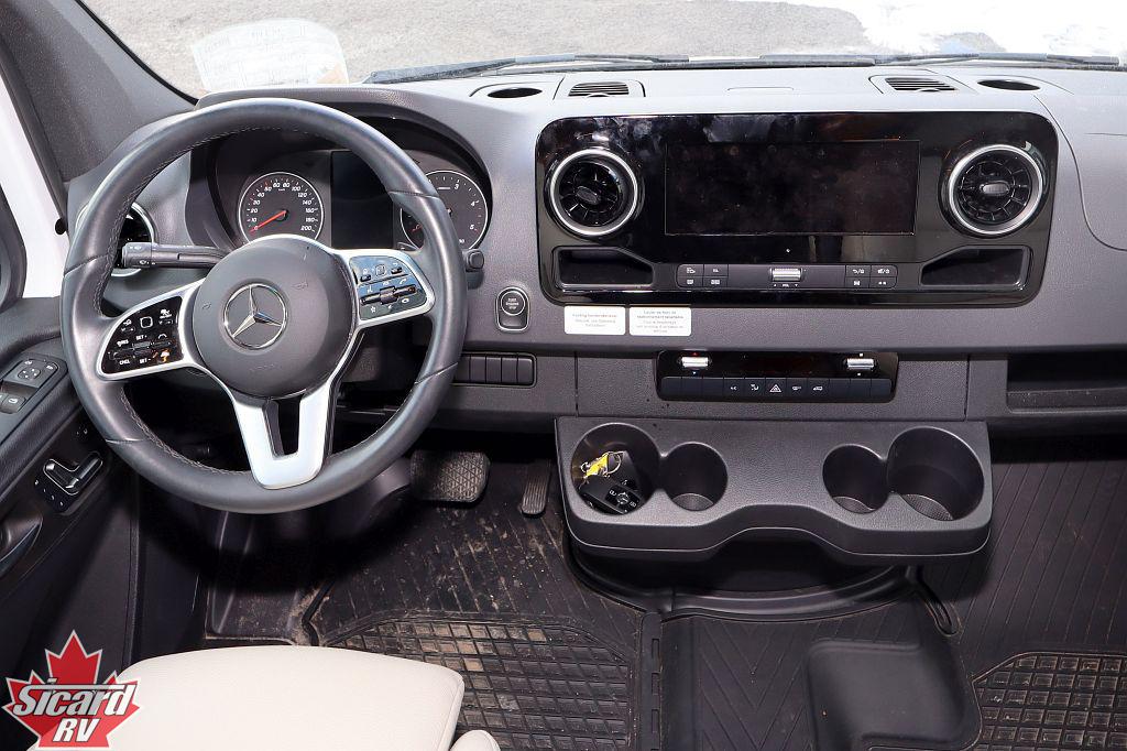 2024 LEISURE TRAVEL VANS UNITY U24MB