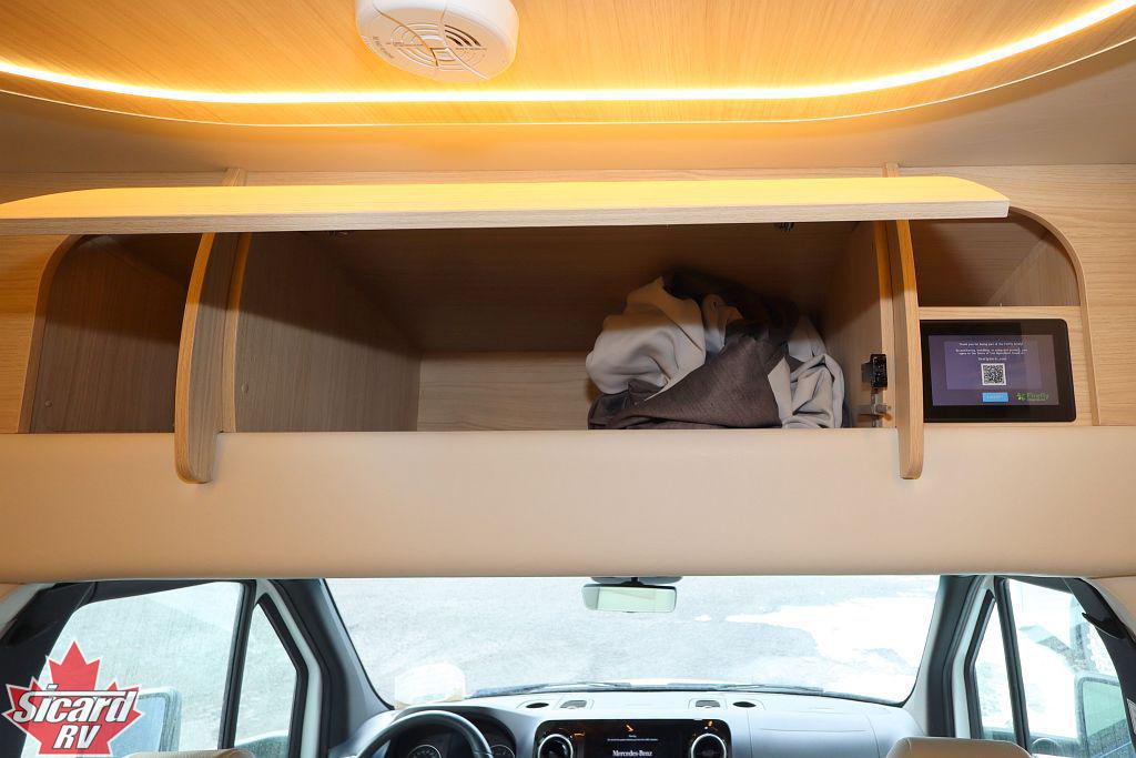 2024 LEISURE TRAVEL VANS UNITY U24MB