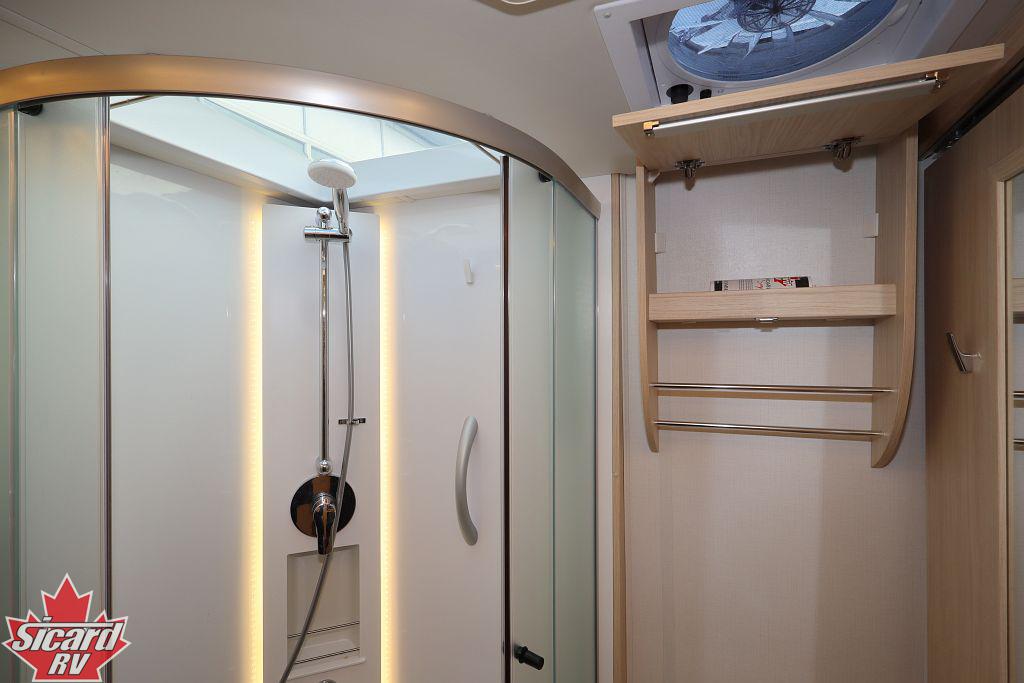 2024 LEISURE TRAVEL VANS UNITY U24MB