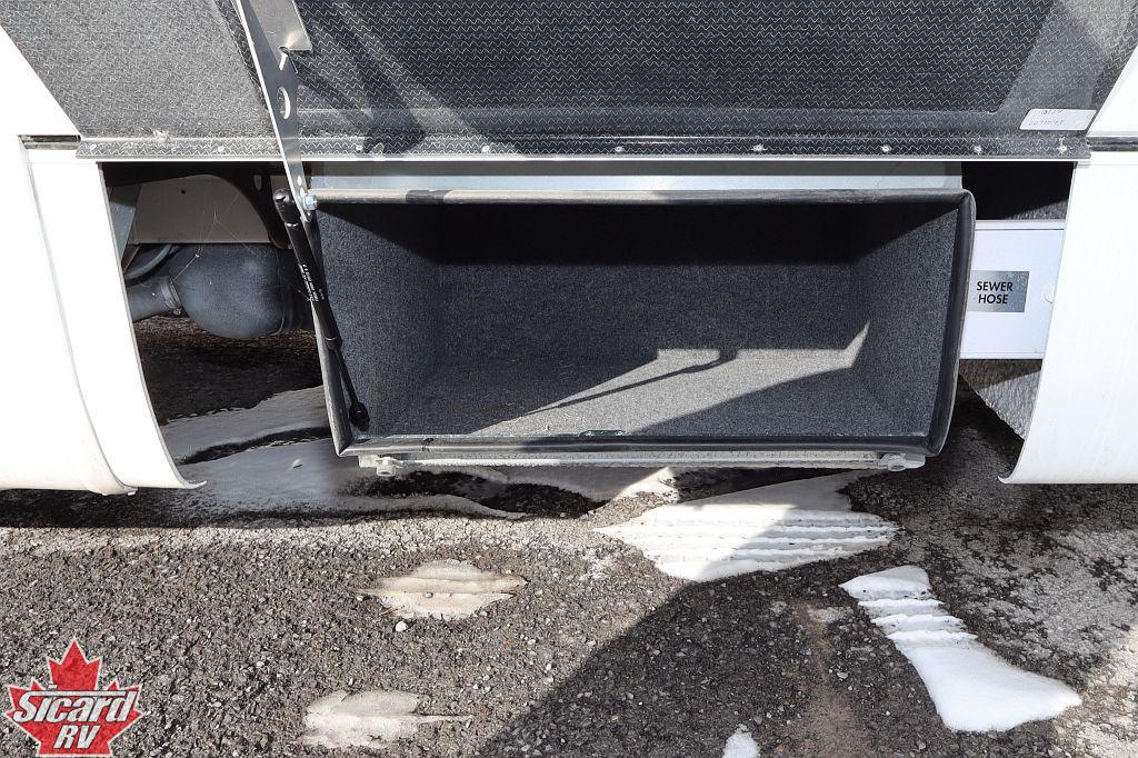 2024 LEISURE TRAVEL VANS UNITY U24MB