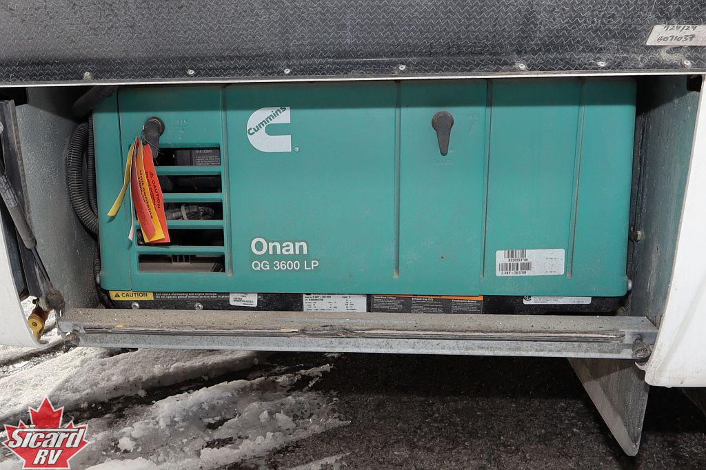 2024 LEISURE TRAVEL VANS UNITY U24MB