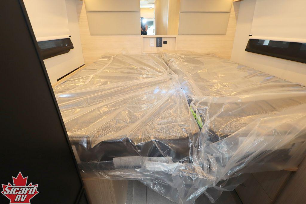 2027 LEISURE TRAVEL VANS UNITY U24TBX
