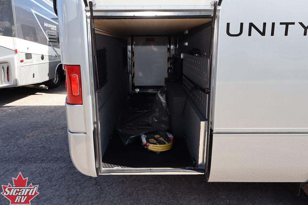 2027 LEISURE TRAVEL VANS UNITY U24TBX