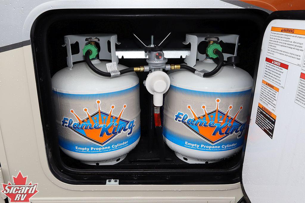 2027 WINNEBAGO EKKO 22A