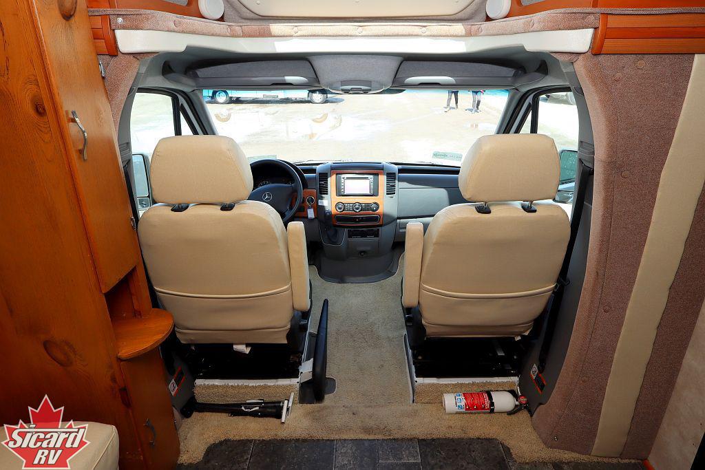 2011 ITASCA NAVION IQ 24G