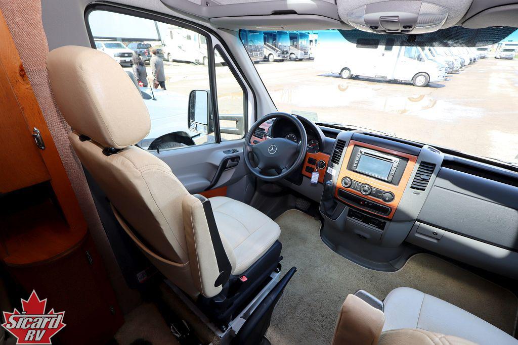 2011 ITASCA NAVION IQ 24G