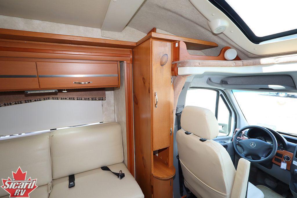 2011 ITASCA NAVION IQ 24G