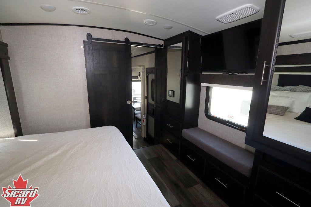 2022 JAYCO NORTH POINT 382FLRB