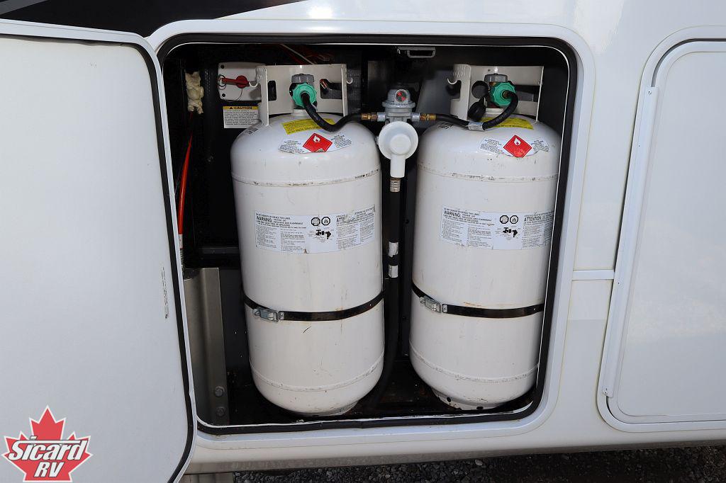 2022 JAYCO NORTH POINT 382FLRB