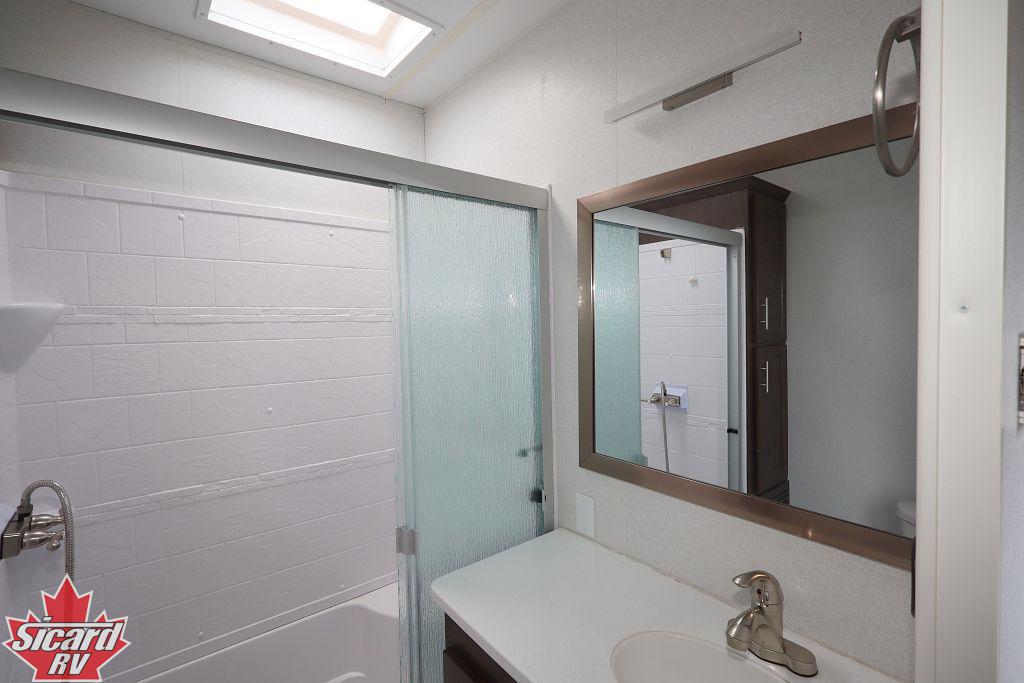 2020 FOREST RIVER SALEM VILLA 393FLT