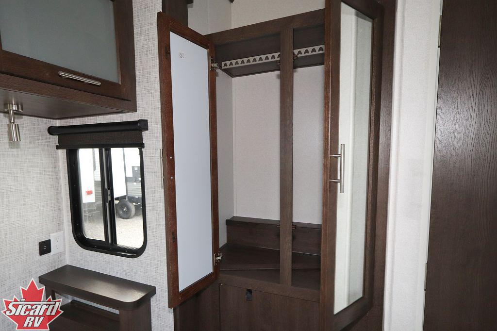 2020 FOREST RIVER SALEM VILLA 393FLT