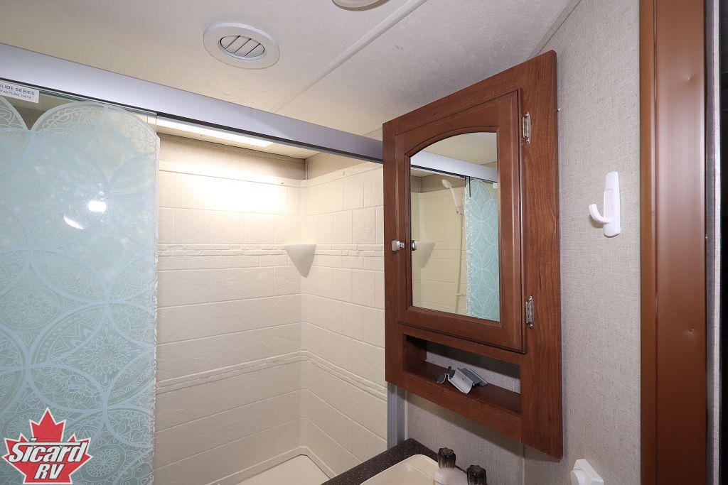 2017 COACHMEN FREEDOM EXPRESS 321FEDS