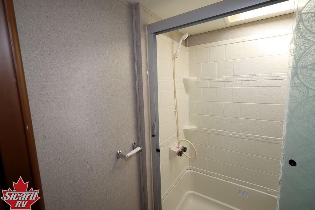 2017 COACHMEN FREEDOM EXPRESS 321FEDS