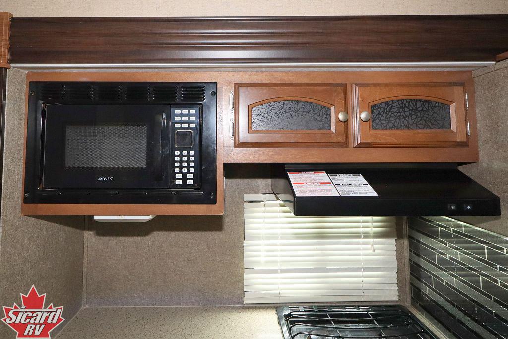 2015 COACHMEN FREEDOM EXPRESS 322RLDS