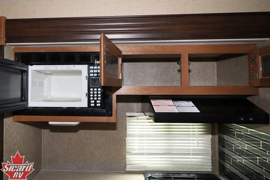 2015 COACHMEN FREEDOM EXPRESS 322RLDS