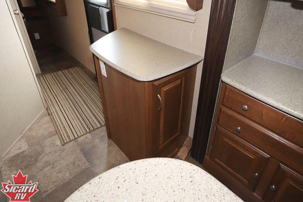 2015 COACHMEN FREEDOM EXPRESS 322RLDS