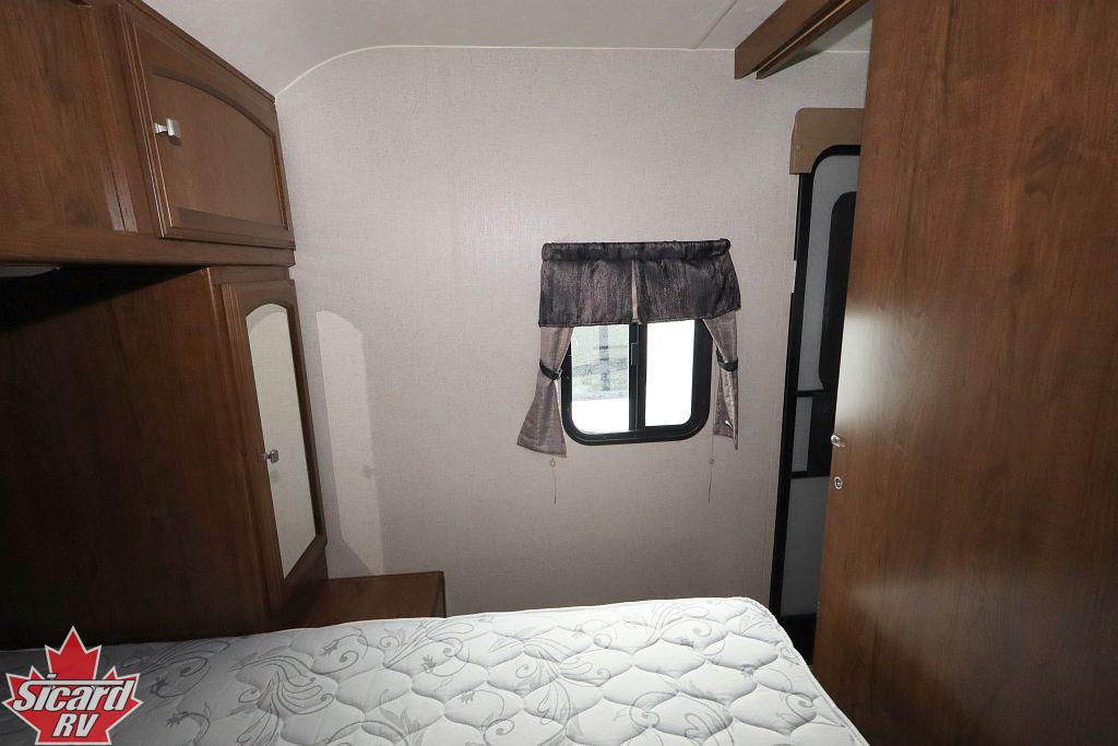 2018 COACHMEN FREEDOM EXPRESS 292BHDS