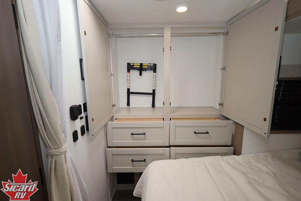 2027 JAYCO REDHAWK 24B