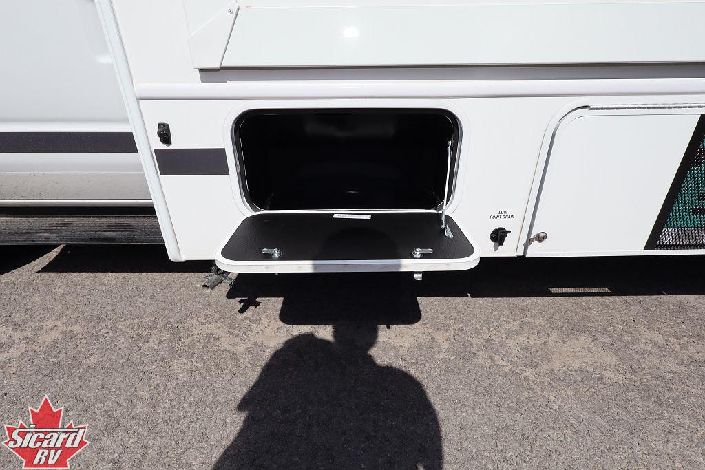 2027 JAYCO REDHAWK 24B