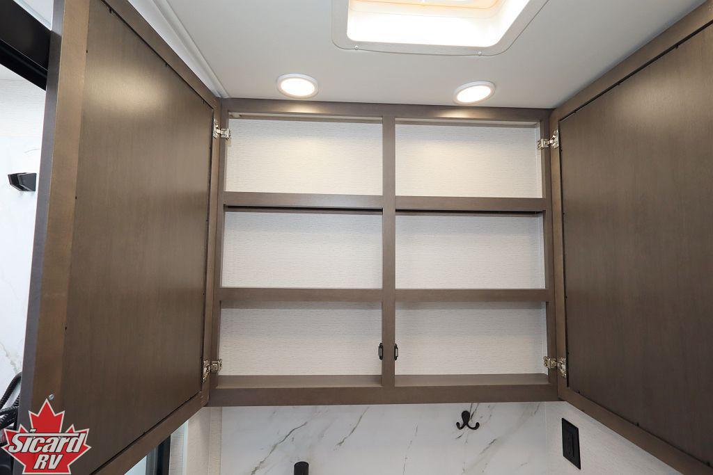 2027 JAYCO SENECA 37M