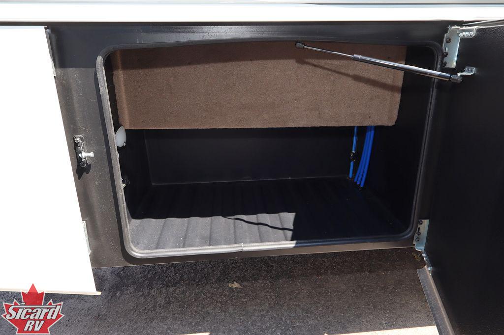 2027 JAYCO SENECA 37M