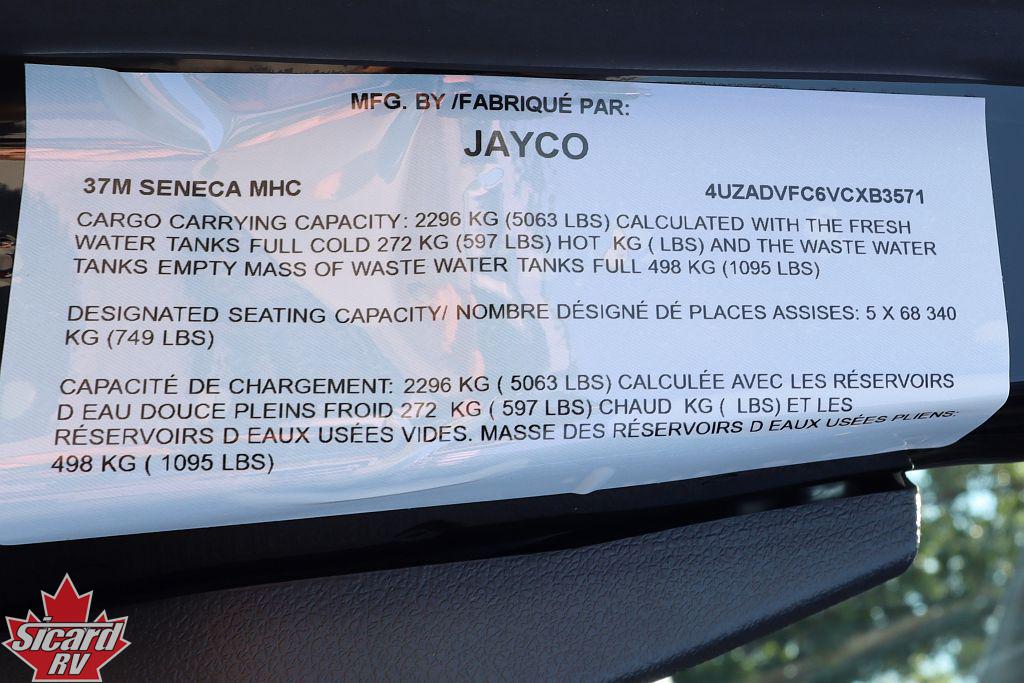 2027 JAYCO SENECA 37M