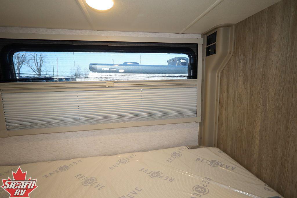 2027 WINNEBAGO EKKO 22A