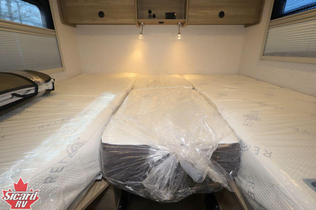 2027 WINNEBAGO EKKO 22A