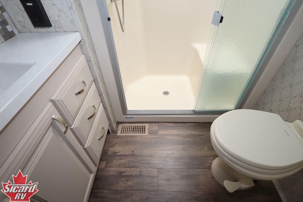 2019 FOREST RIVER RIVERSTONE 39FKTH