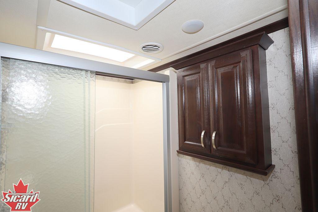 2019 FOREST RIVER RIVERSTONE 39FKTH