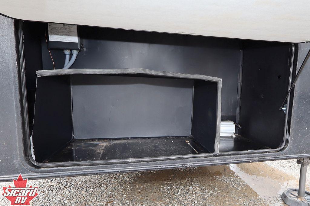 2019 FOREST RIVER RIVERSTONE 39FKTH