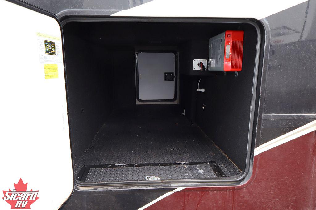 2019 FOREST RIVER RIVERSTONE 39FKTH