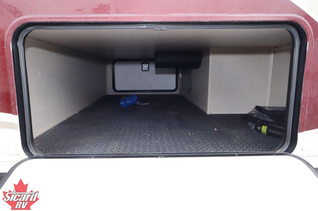 2019 FOREST RIVER RIVERSTONE 39FKTH