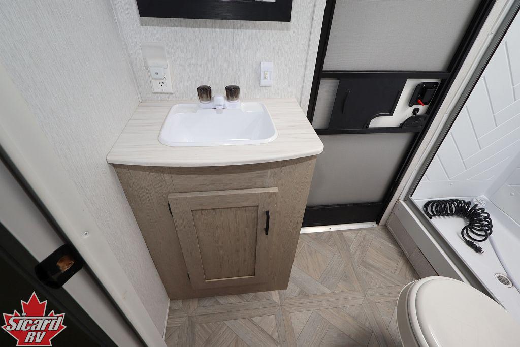2024 FOREST RIVER WILDWOOD X-LITE 263BHXL