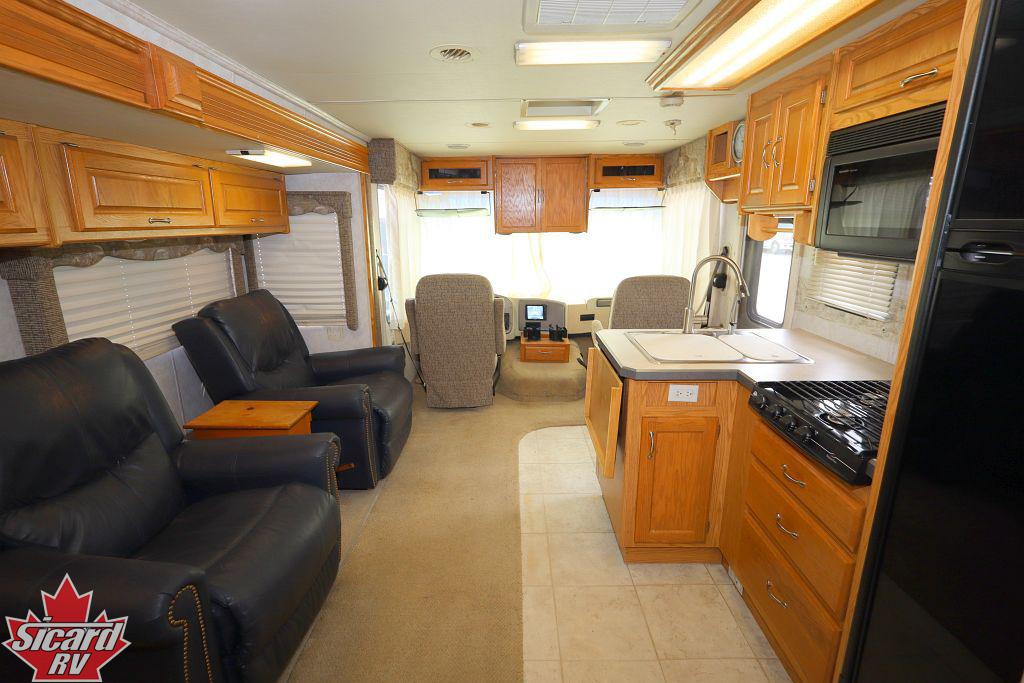2005 MONACO MONARCH SE 30PDD