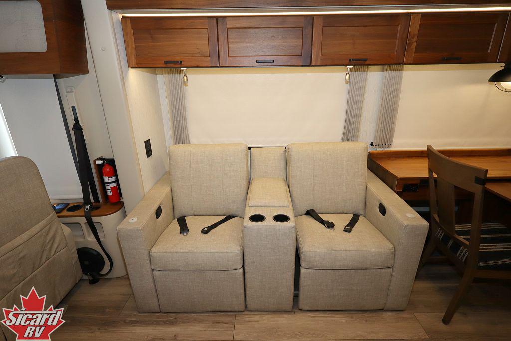 2023 WINNEBAGO JOURNEY 34N