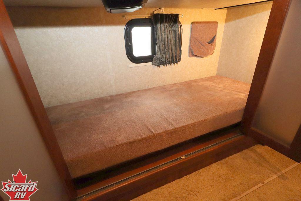 2011 WINNEBAGO JOURNEY EXPRESS 39N